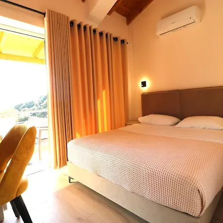 Inn Fegi Himare